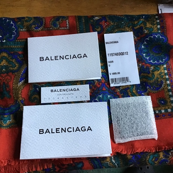 Balenciaga Black Vibrato Leather City Bag- Pristine! - Picture 7 of 8